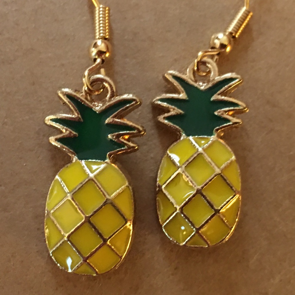Pineapple fruit earrings, Dangle, Yellow Green Leaves, Gold Tone, New!